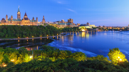 Obraz na płótnie Canvas View of Parliament Hill in Ottawa at Blue Hour
