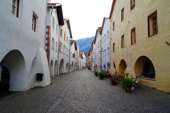 Quaint narrow old streets of Glurns (Glorenza, Vinschgau or Vintschgau, South Tyrol, Italy)