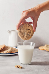 milk and cookies - 490065328