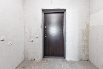 Fototapeta premium interior of the apartment without decoration in white colors