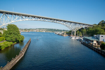 Fototapeta premium Bridge over Union Lake, Seattle