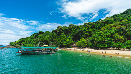 Boatcruise from Paraty to the beautiful islands and beaches around the coast.  Februari 11 2022, Paraty RJ Brazil.