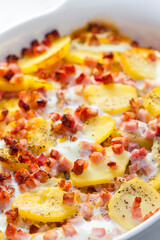 baked potatoes with bacon and eggs