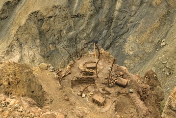 artisanal gold processing. artisanal gold ore milling. 