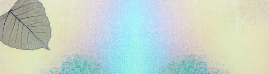 Obraz premium Colorful transparent and delicate skeleton leaves over metallic background. banner