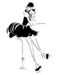 バーでワインを飲むs女性
