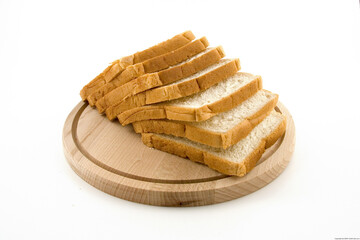 rabanadas de  pan sobre tabla redonda