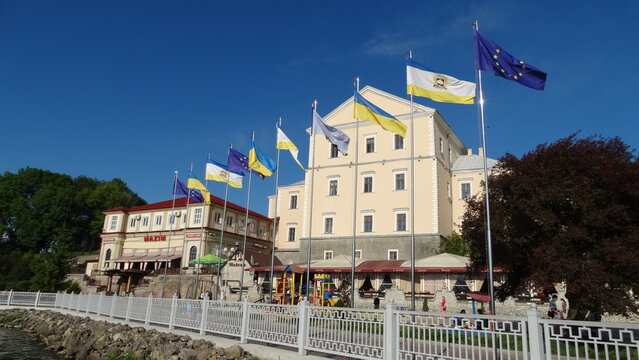 Tarnopol, miasto obwodowe w zachodniej Ukrainie, na Wyżynie Podolskiej