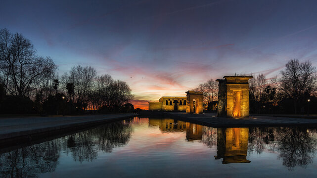 Mesmerizing sunset over the temple of Debod in Madrid, Spain