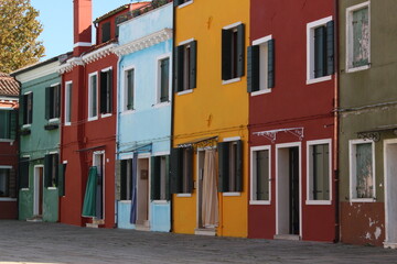 Fototapeta na wymiar Bright Pastel Homes in Italy