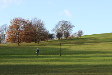 Obraz premium Person in a grass field