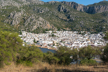 Obraz premium Panoramic view of the beautiful andalusian white town of Ubrique in Grazalema mountain range at daylight, Cadiz, Andalusia, Spain