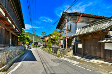 長野県　中山道　和田宿の町並み