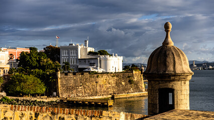 Dome of a cultural monument near the shore of the sea in Old San Juan, Puerto Rico - obrazy, fototapety, plakaty