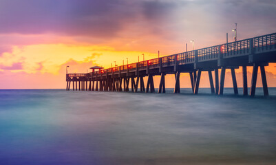 Fototapeta na wymiar sunrise at the pier dania beach florida usa 