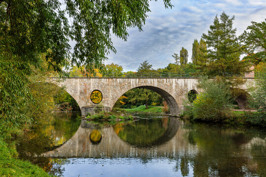 The Sternbr&uuml;cke, a bridge over the river Ilm in the park on the Ilm in Weimar, Thuringia, Germany.