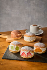 マリトッツォとコーヒー