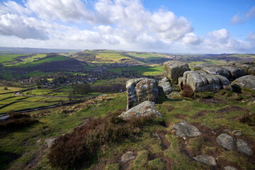 Fototapeta na wymiar Rocky formations and Views from Curbar Edge in the Peak District
