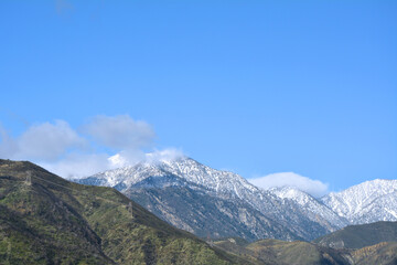 Fototapeta premium Mountains behind Los Angeles, California, USA.
