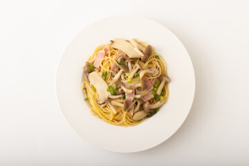 しめじとエリンギの和風パスタ