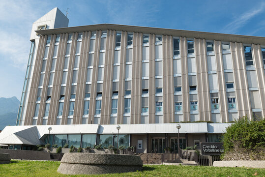 Credito Valtellinese, or Creval, Lecco office in street Parini. Important Italian bank present in 11 regions with 355 branches, belonging to the Cr&eacute;dit Agricole Italia banking group    