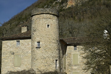 maison en pierre près de penne dans le tarn