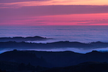 Obraz premium sunset in the mountains
