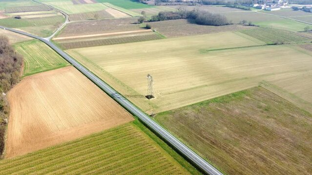 Vue a&eacute;rienne de la campagne fran&ccedil;aise