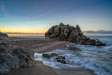 Amanecer en Cala de la Roca Grossa © davidboixo