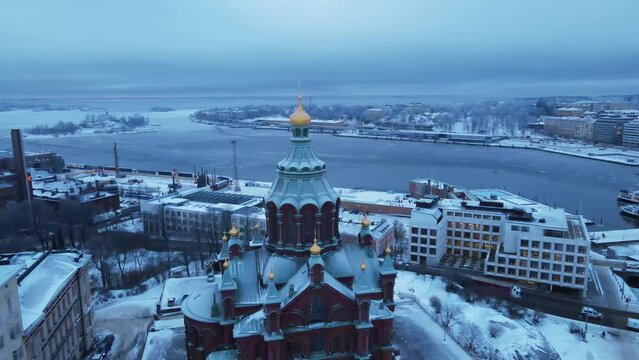 Uspenski Cathedral in Helsinki winter reveal
