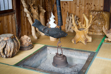 The hearth room and some object consisting of wood.