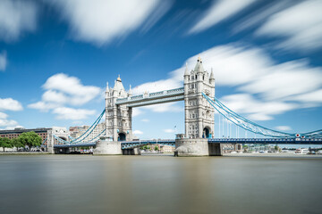 Obraz premium Tower Bridge in summer, London, England