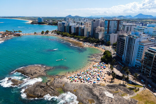 Imagens a&eacute;reas do Centro de Guarapari, mostrando as praias da Castanheira, praia das Virtudes, praia do Namorados, praia da Areia Preta, Praia da Fonte,  Ipiranga, canal e ponte
