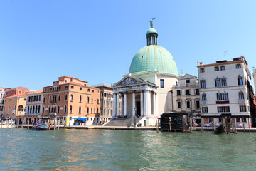 Naklejka premium Church San Simeone Piccolo and Grand Canal in district sestiere Santa Croce in Venice, Italy