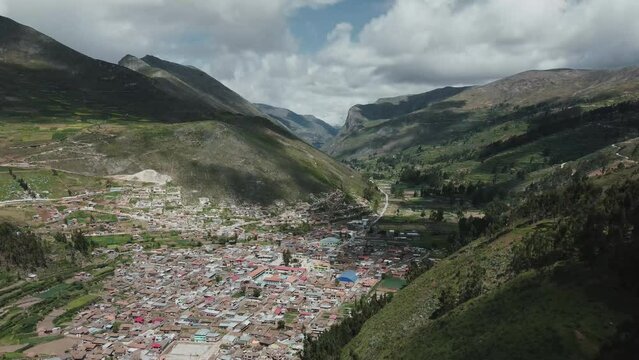 hermosos paisaje peruano Palcamayo tarma junin Peru 