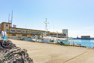 Uozu fishing harbor in Toyama, Japan. 魚津漁港。富山県魚津市
