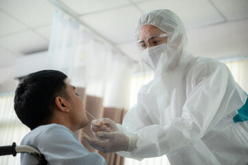 Obraz premium coronavirus COVID-19 flu disease concept, professional doctor and staff team wearing protection uniform and surgical face mask to working in hospital