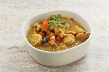 Thai yellow curry with chicken