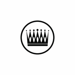 Set of crown icons. Collection of crown awards for winners  champions  leadership. Vector isolated elements for logo  label  game  hotel  an app design. Royal king  queen  princess crown.