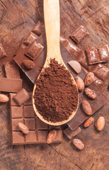 cocoa powder and chocolate bars - 490759380