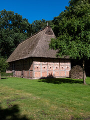 Fototapeta na wymiar Freilichtmuseum Ammerländer Bauernhäuser, Bad Zwischenahn, Deutschland