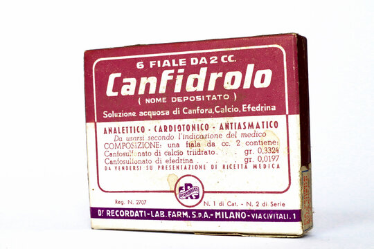 Vintage 1950s CANFIDROLO vials box medicine with Ephedrine for analeptic, cardiotonic and antiasthmatic. Dr. RECORDATI S.p.A. - Milan (Italy)