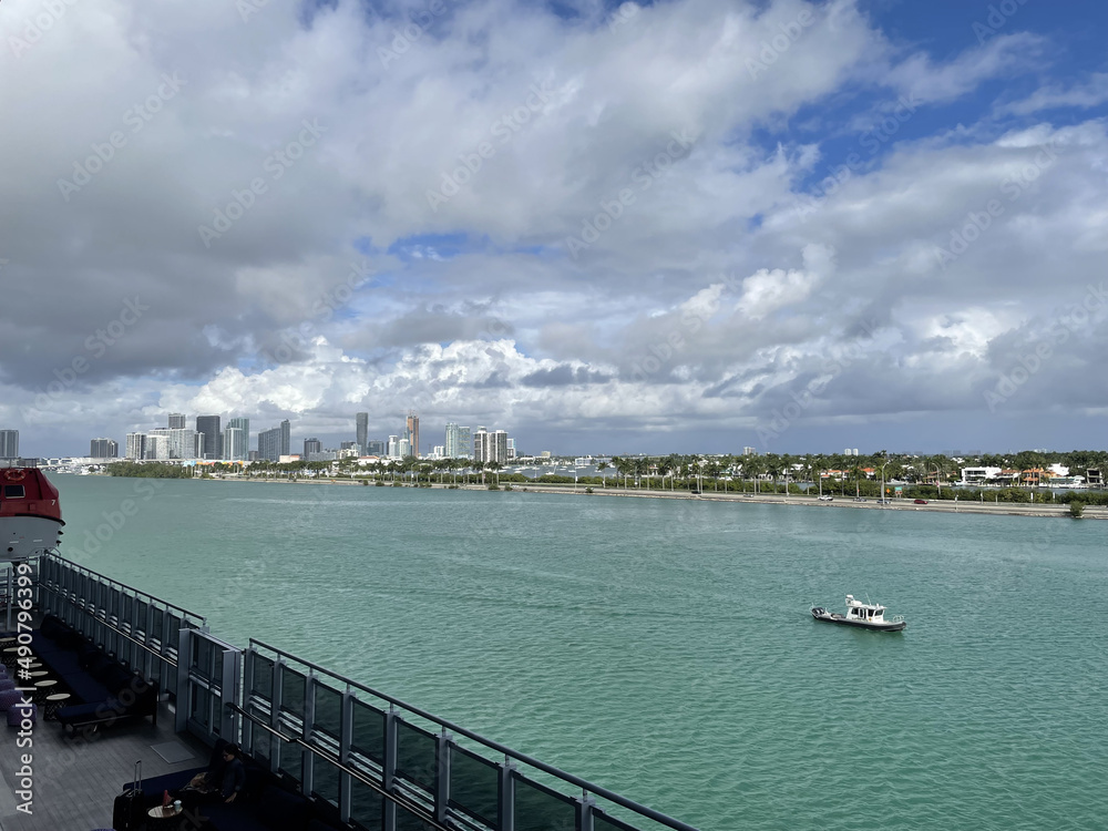 Sticker beautiful view of the port of miami on a cloudy day in florida, united states