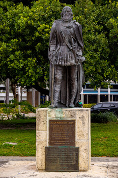 Juan Ponce De Leon Monument Monument At Downtown Miami