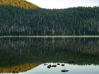 Obraz premium lake in the mountains
