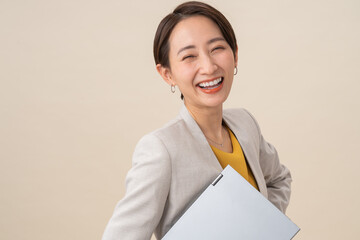 ビジネス　日本人女性