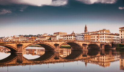 Obraz premium ponte Alla Garraia over river Arno, Florence, Italy