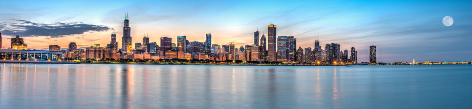 Panoramic View Of The Chicago Skyline At Dusk In Chicago, USA