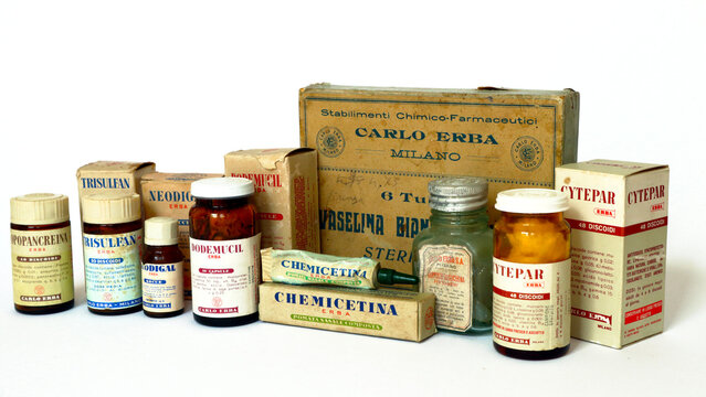 Old Vintage 1920-1960s CARLO ERBA Medicines.  Carlo Erba, Milan (Italy)