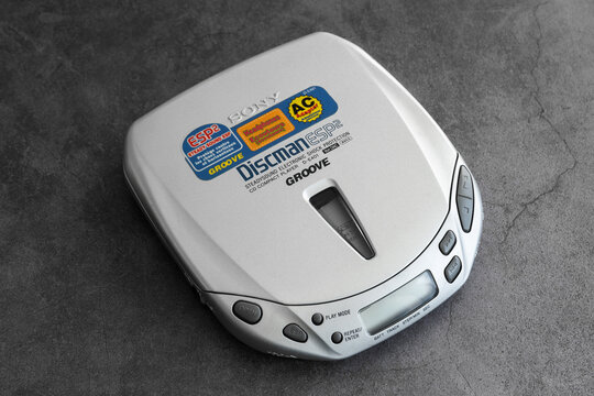 Portable compact disc player discman from sony